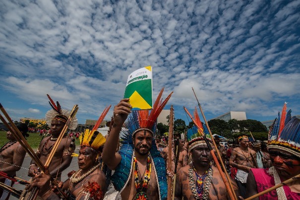 Mobilização de indígenas durante o Acampamento Terra Livre. Foto: Fábio Nascimento/MNI