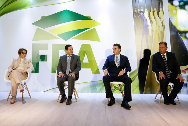 Jair Bolsonaro em agenda de posse da nova presidência da Frente Parlamentar da Agropecuária. Foto: Alan Sahts/PR