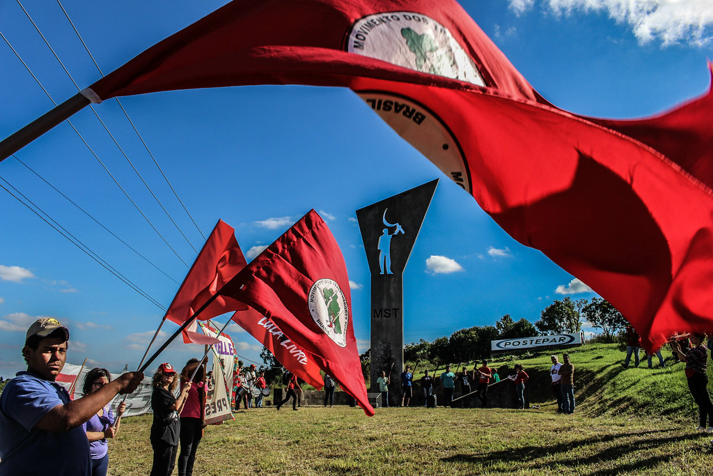 Monumento em homenagem a Antônio Tavares na BR277. Foto: Wellington Lenon