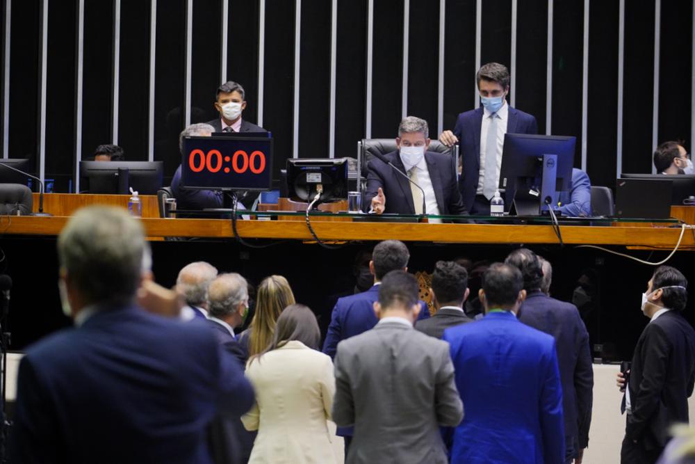 Projeto de Lei afeta liberdades fundamentais e rito legislativo acelerado fere transparência e participação popular. Foto: Pablo Valadares/Câmara dos Deputados