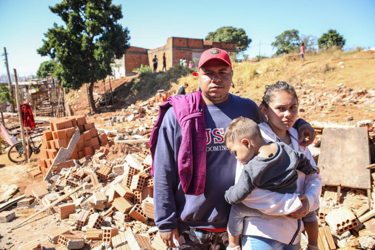 Em maio, 15 famílias sem teto da Comunidade das Mangueiras, no município de Ribeirão Preto (SP), foram tiveram suas casas demolidas pelos tratores e máquinas da Fiscalização Geral. Foto: Filipe Augusto Peres