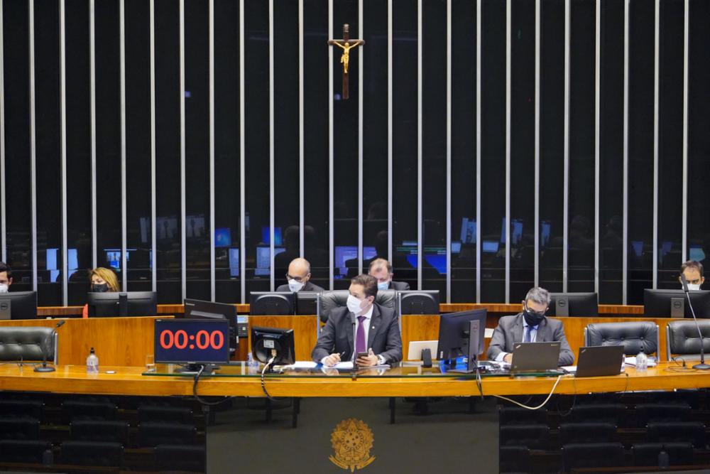 Mesmo com caráter de urgência, levou um ano para projeto de lei ser apreciado e votado. Foto: Pablo Valadares/Câmara dos Deputados